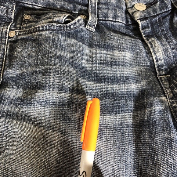 7 For All Mankind "A" Pocket Cropped Cutoff Capri Jeans Distressed Size 27 - Picture 9 of 12